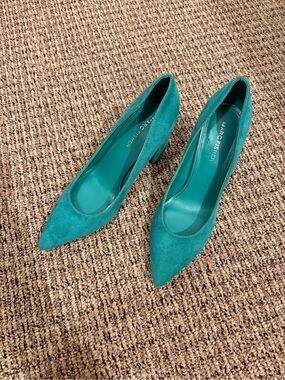 Marc Fisher Teal Suede Pointed Toe Block Heel Pumps